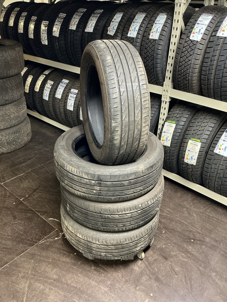 KÄYTETTY 215/60R17 100V LANDSAIL LS388 DOT19