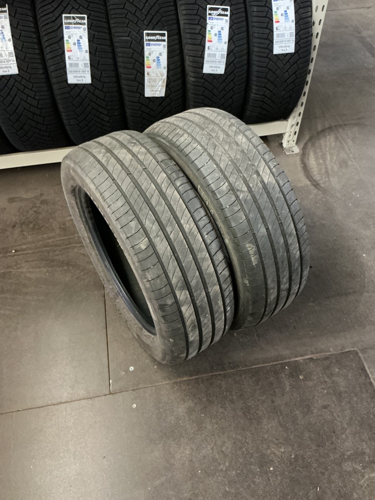 KÄYTETTY 215/55R17 94V MICHELIN PRIMACY 4 DOT4620