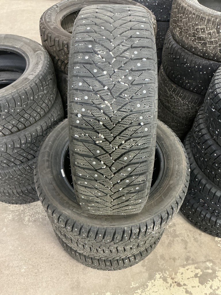 KÄYTETTY 205/60R16 96T TRIANGLE ICELINK DOT19