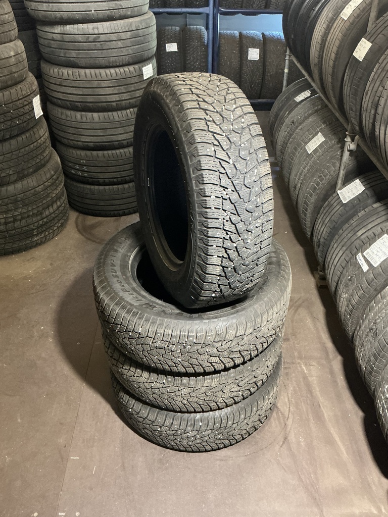KÄYTETTY 215/70R16 100T GT-RADIAL ICEPRO SUV DOT19
