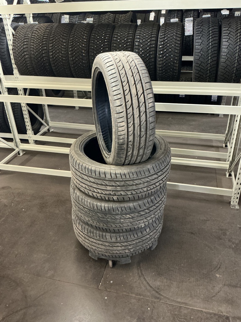 KÄYTETTY 225/45R19 96Y SAILUN ATREZZO ZSR SUV DOT4524