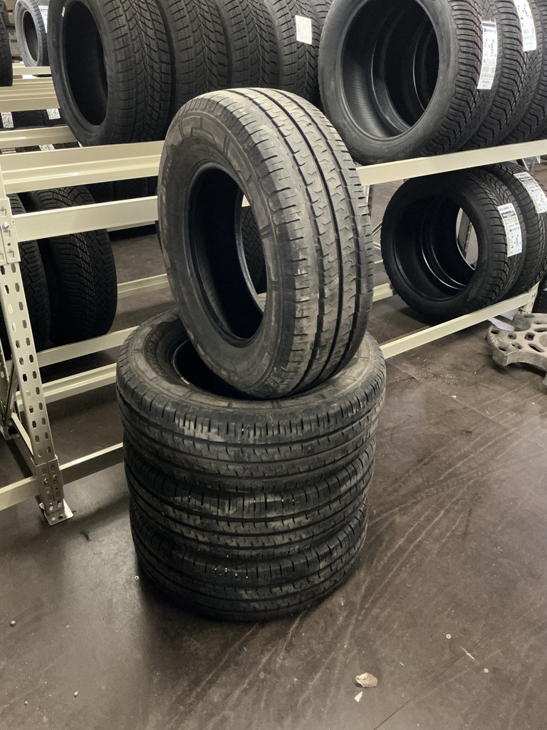 KÄYTETTY 215/70R15C 109/107S SAILUN COMMERCIO PRO DOT23