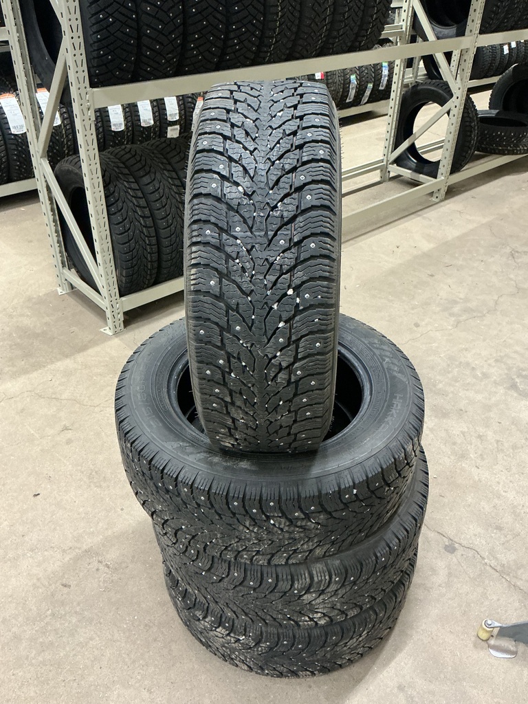 KÄYTETTY 216/60R16C 108R NOKIAN HKPL C4 DOT23