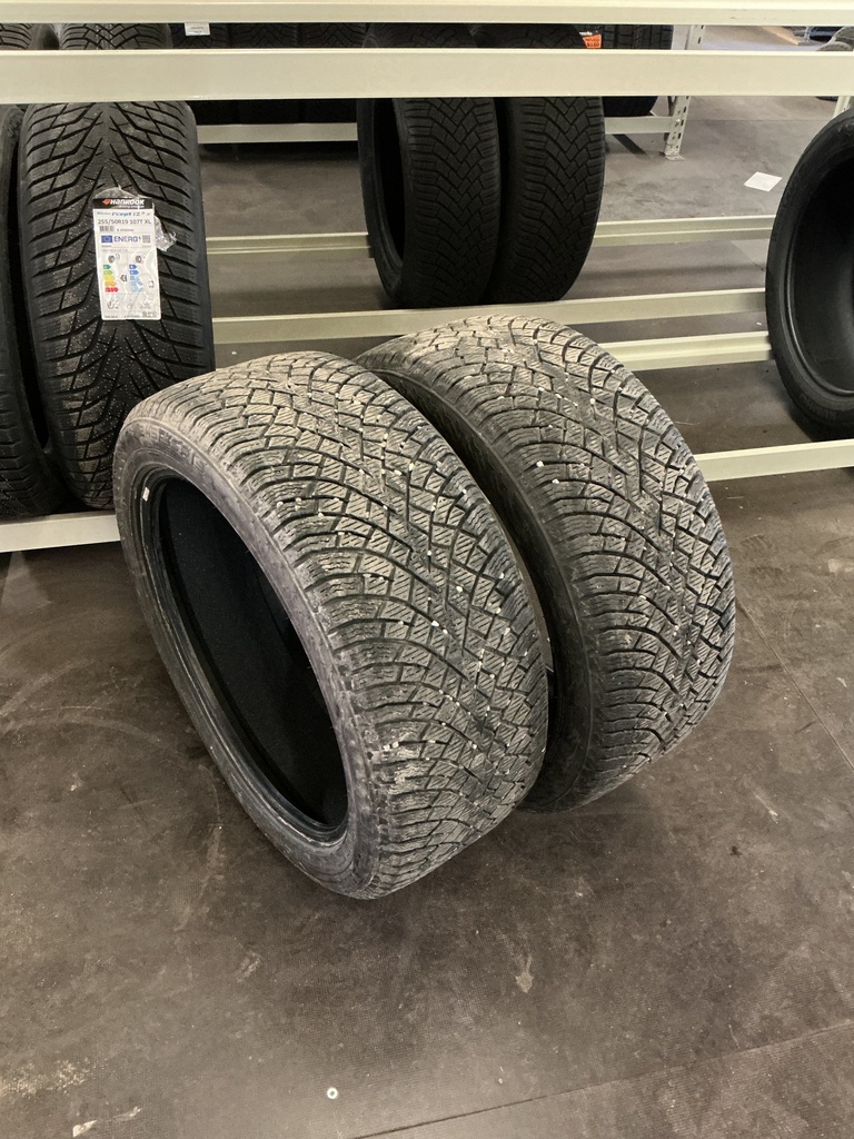 KÄYTETTY 245/45R19 102T NOKIAN HAKKAPELIITTA R5 EV DOT23