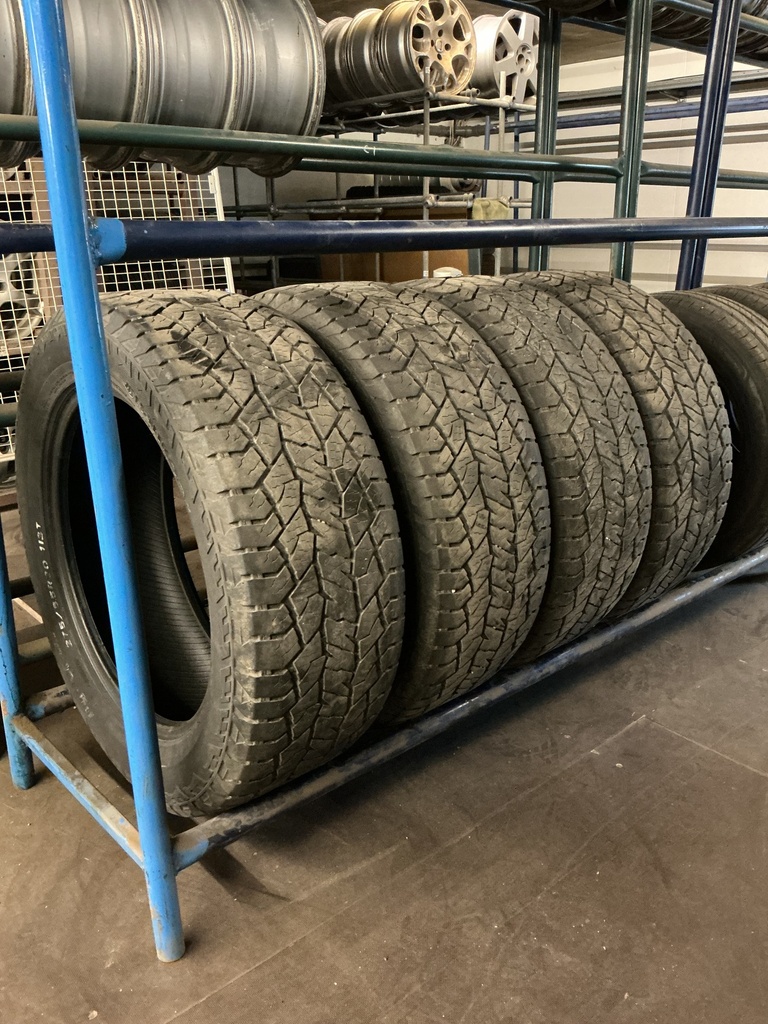 KÄYTETTY 275/55R20 113T HANKOOK DYNAPRO AT2 DOT20