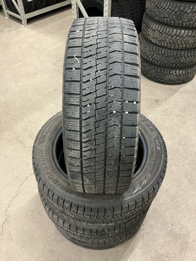 KÄYTETTY 195/55R16 91T BRIDGESTONE BLIZZAK ICE DOT19