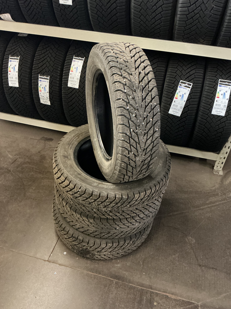 KÄYTETTY 185/65R15 92T CORDIANT WINTERDRIVE 2 DOT4621