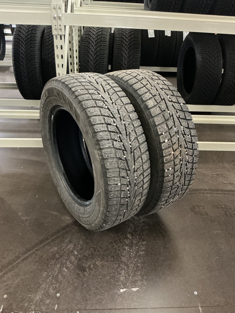 KÄYTETTY 225/65R17 102T HANKOOK WINTER I’CEPT X DOT21