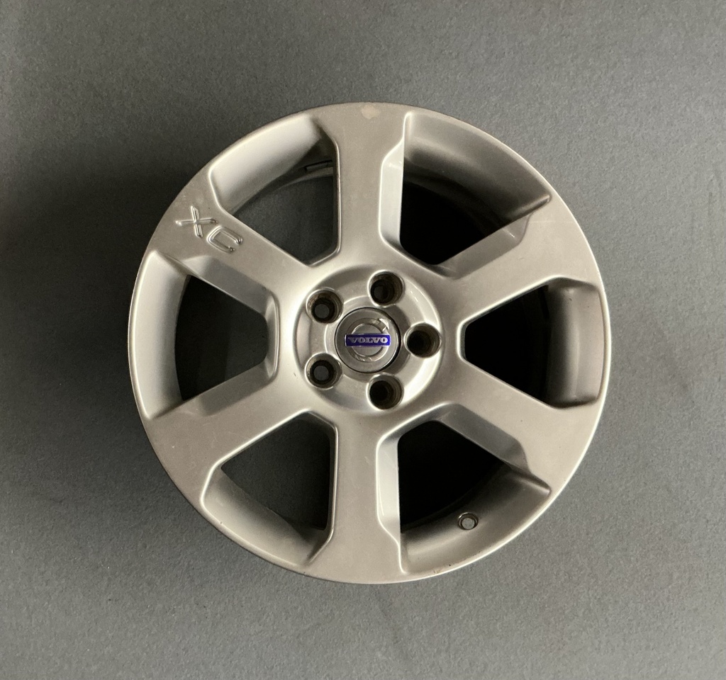 KÄYTETTY VOLVO 7,5x17 5/108 ET55 CB63,4