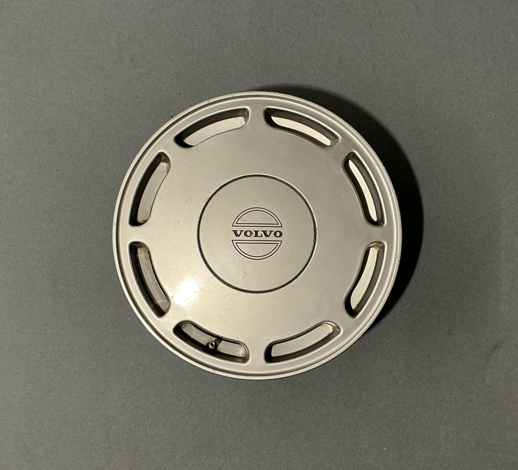 KÄYTETTY VOLVO 5,5x14 4/100 ET37 CB52,1