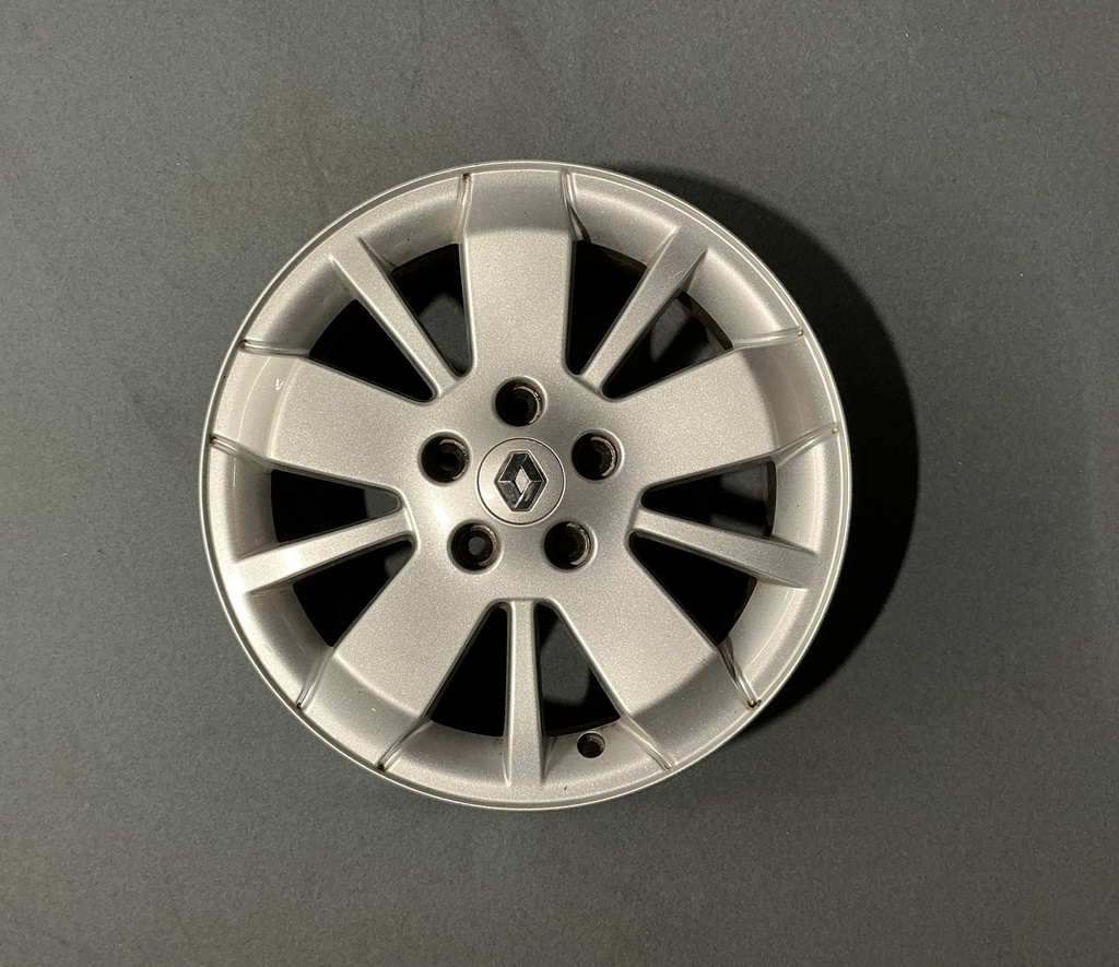 KÄYTETTY RENAULT 6,5x16 5/108 ET50 CB60,1