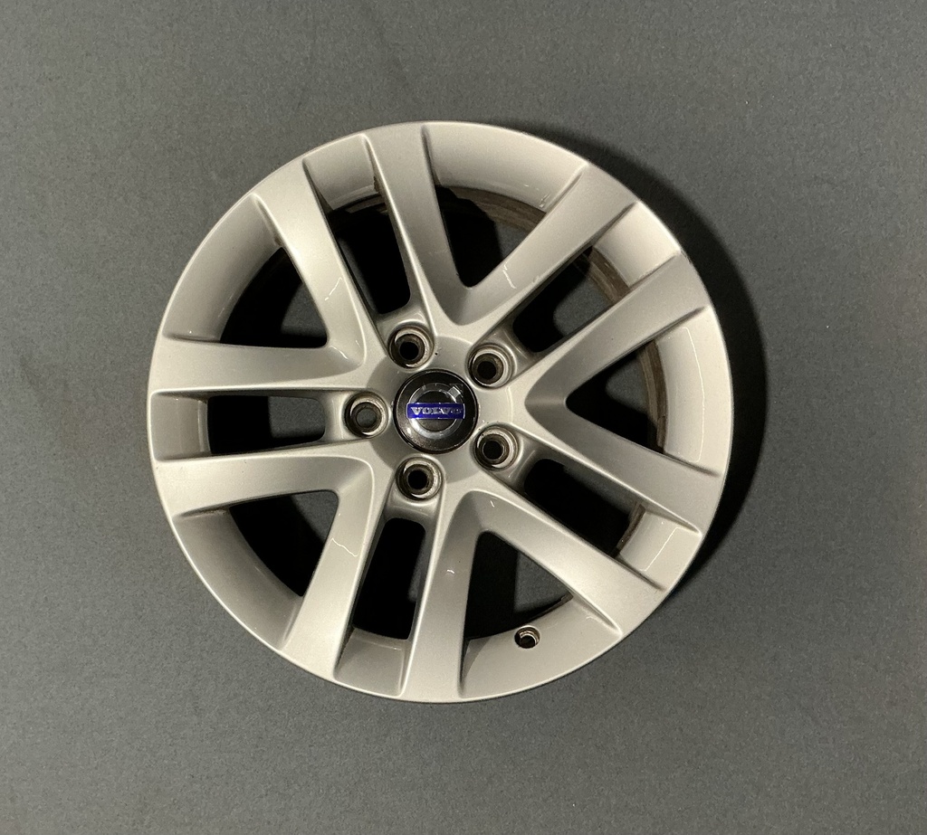 KÄYTETTY VOLVO 7x16 5/108 ET50 CB63,4