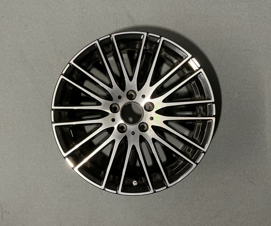 KÄYTETTY MERCEDES-BENZ 7,5x18 5/112 ET40 CB66,6