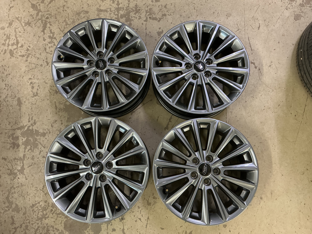 KÄYTETTY FORD 7x17 5/108 ET50 CB63.4 