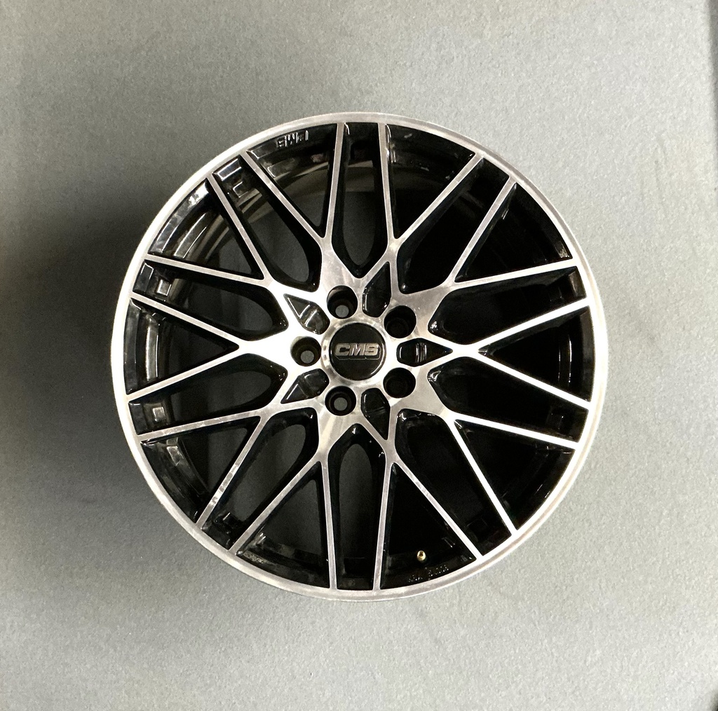KÄYTETTY CMS 8,5x19 5/112 ET40 CB57,1