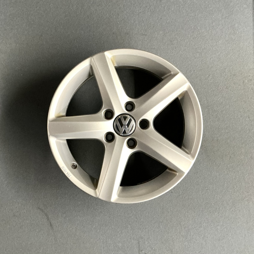 KÄYTETTY VW OE 6,5x16 5/112 ET42 CB57,1