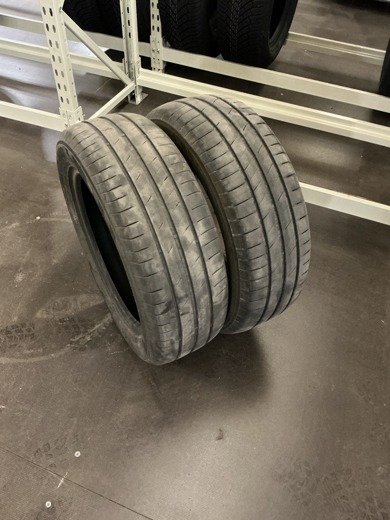 KÄYTETTY 185/55R15 82H KUMHO ECSTA HS52 DOT21