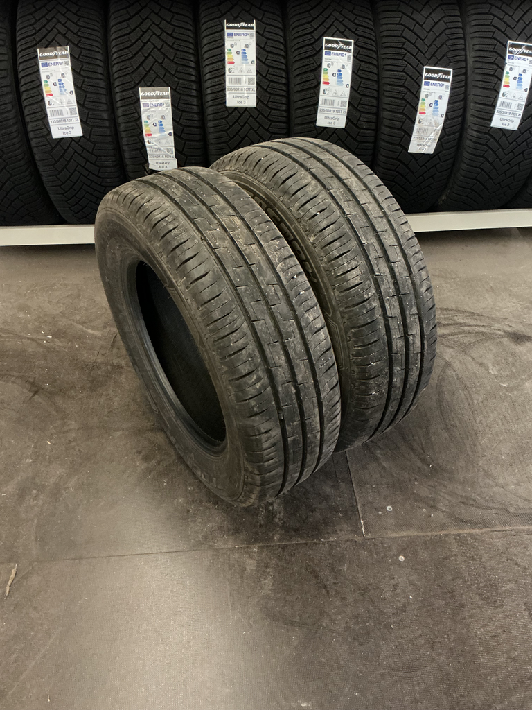 KÄYTETTY 215/65R16C 109/107T TRACMAX X-PRIVILO RF19 DOT3726