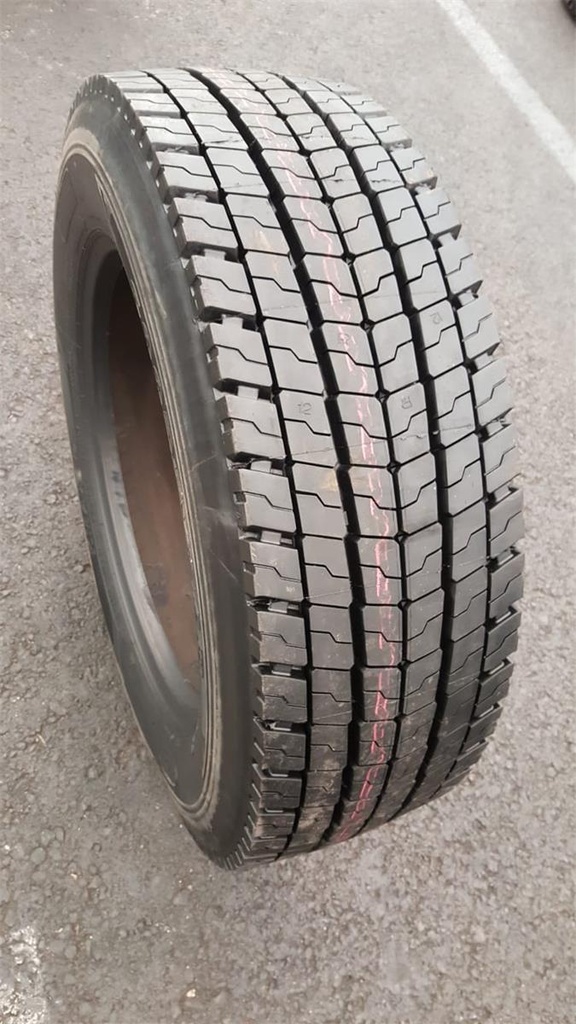 295/60R22.5 150/147K KA PINNOITETTU P74 SIS. 1 GOODYEAR RUNKO XL DRIVE DOT2020