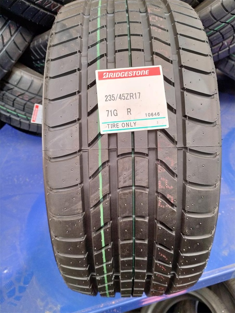 255/40R17 BRIDGESTONE POTENZA RE71 XL P.O.R RUNFLAT DOT2018