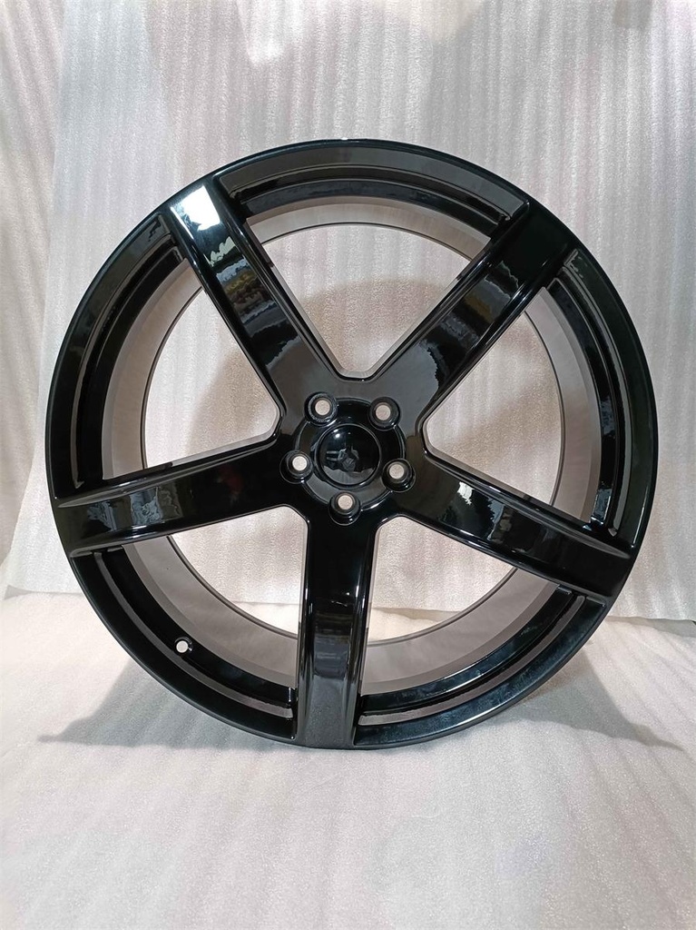 RP005 GLOSS BLACK 9x22 5/115 ET20 CB71.6