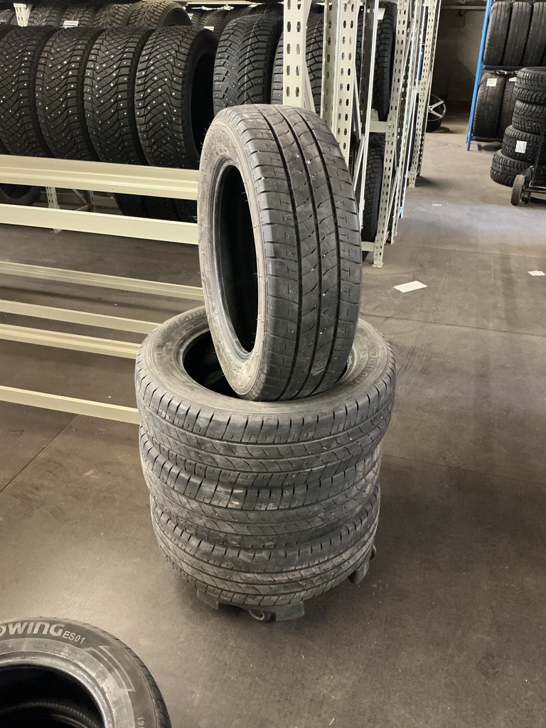 KÄYTETTY 215/60R17C 109/107T BRIDGESTONE DURAVIS R660 DOT3521