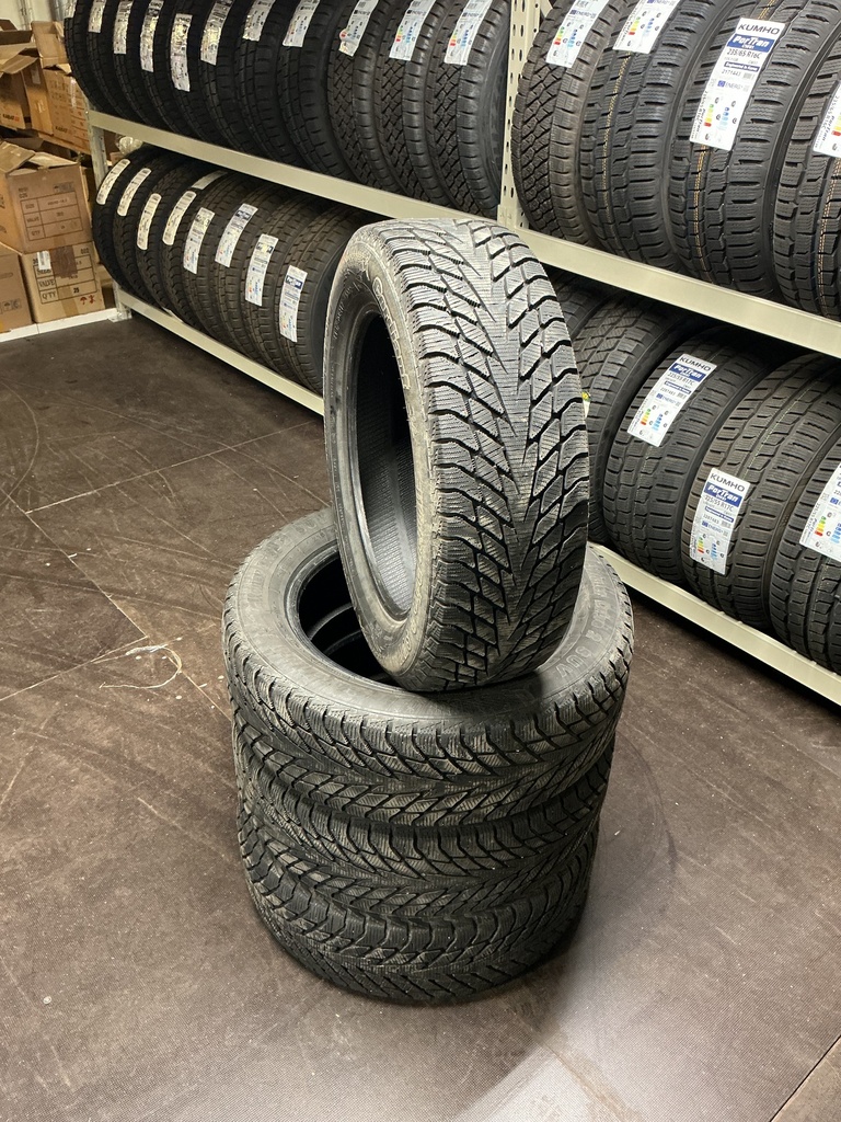 KÄYTETTY 215/60R17 100T CORDIANT WINTER DRIVE 2 SUV DOT21