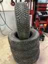 KÄYTETTY 225/75R16C 121R NOKIAN HAKKAPELIITTA C4 DOT2824